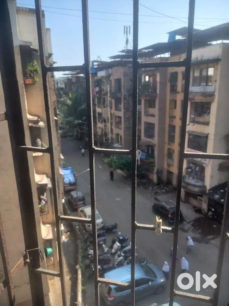 2.5 bhk heavy deposit 22Lakh tmc kausa mumbra