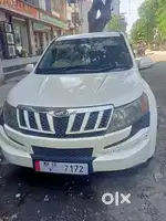 Mahindra XUV500 2012