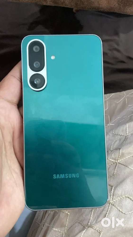 Samsung f56 only 3 month old