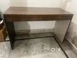Working computer table , wifi router , gas chulha