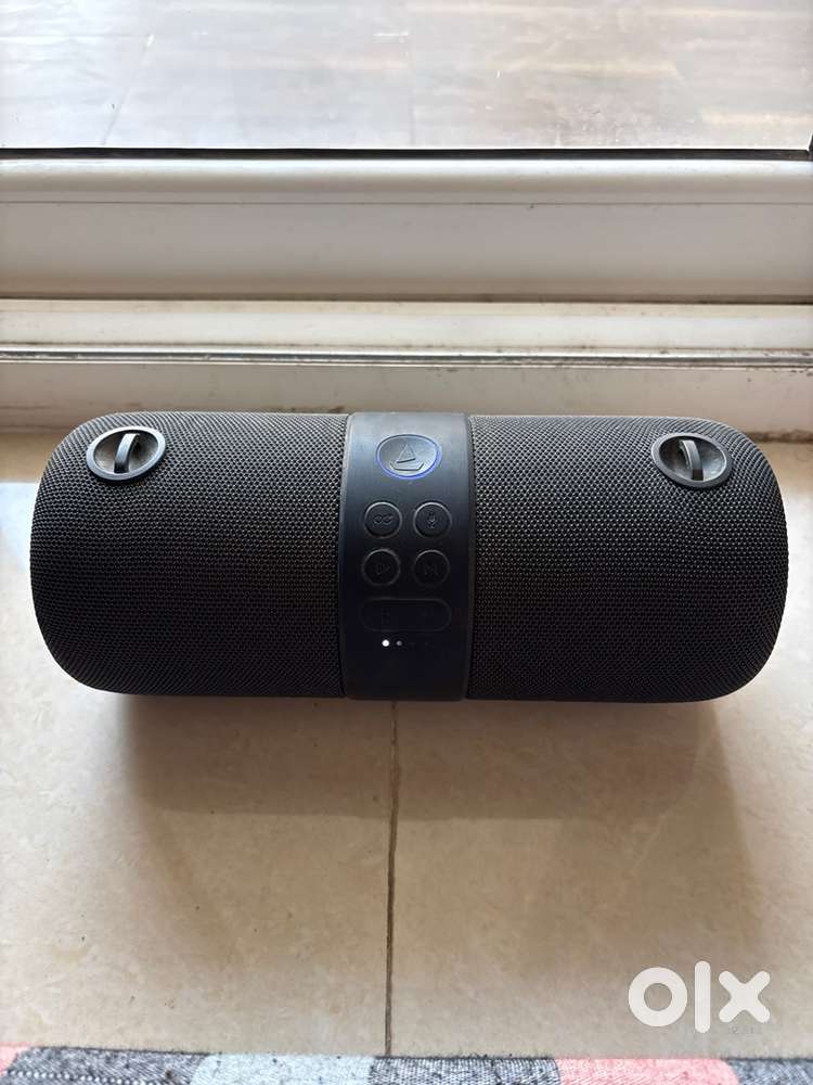 BOAT Stone 1208 Bluetooth speaker