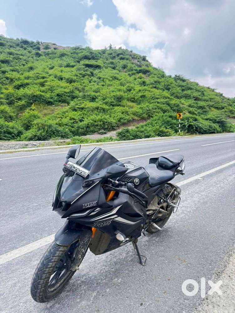 Yamaha R15 V4 2023 model 100% condition