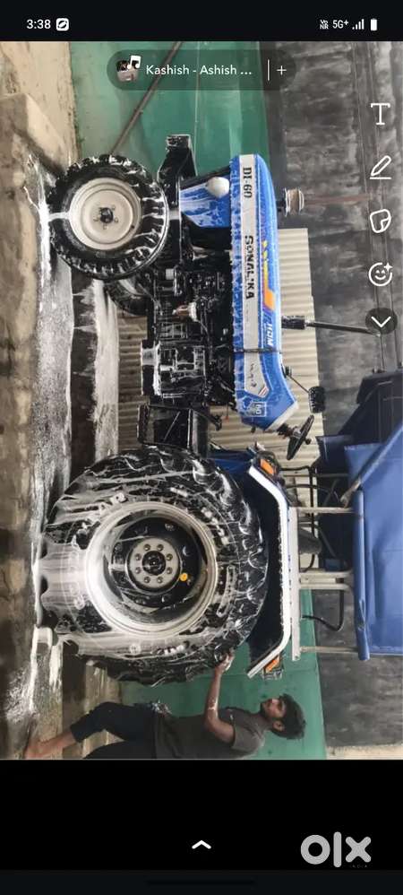 All orignal ,sath k tyre ,1 owner