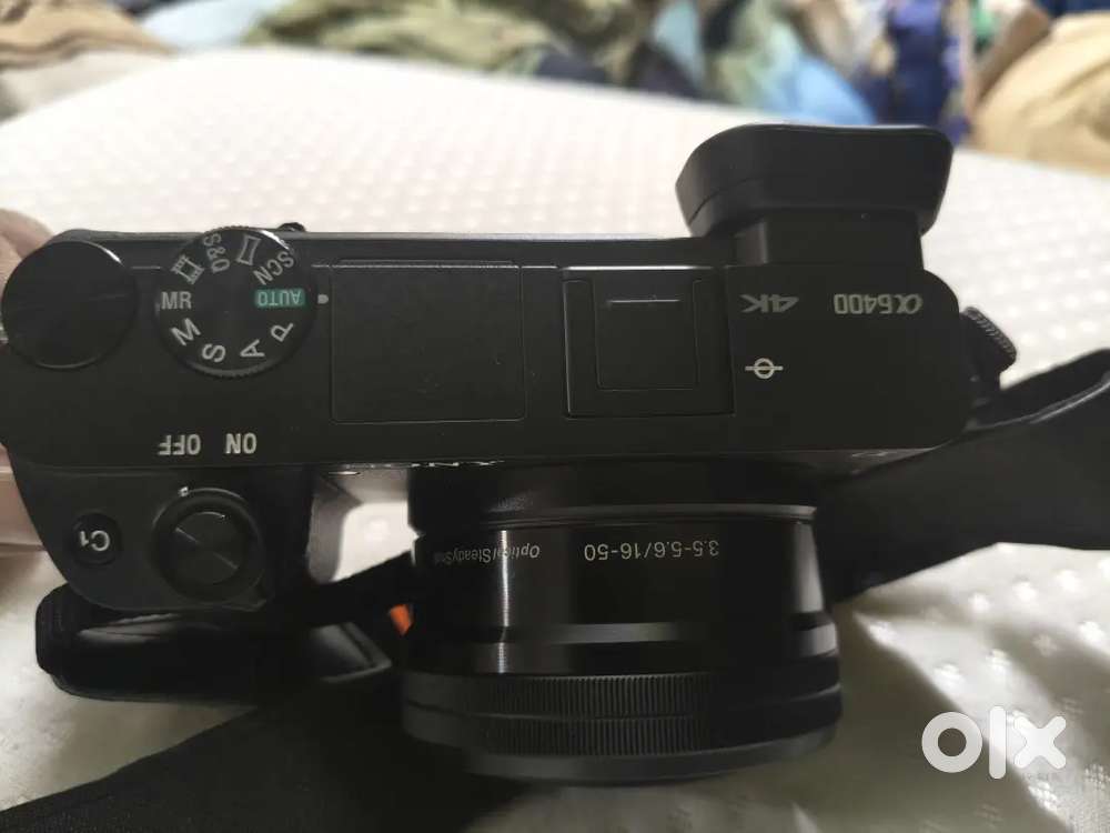 Sony Alpha a6400 mirrorless camera with 16-50mm OSS lens in warranty