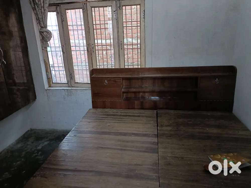 1 Room set with bathroom for rent