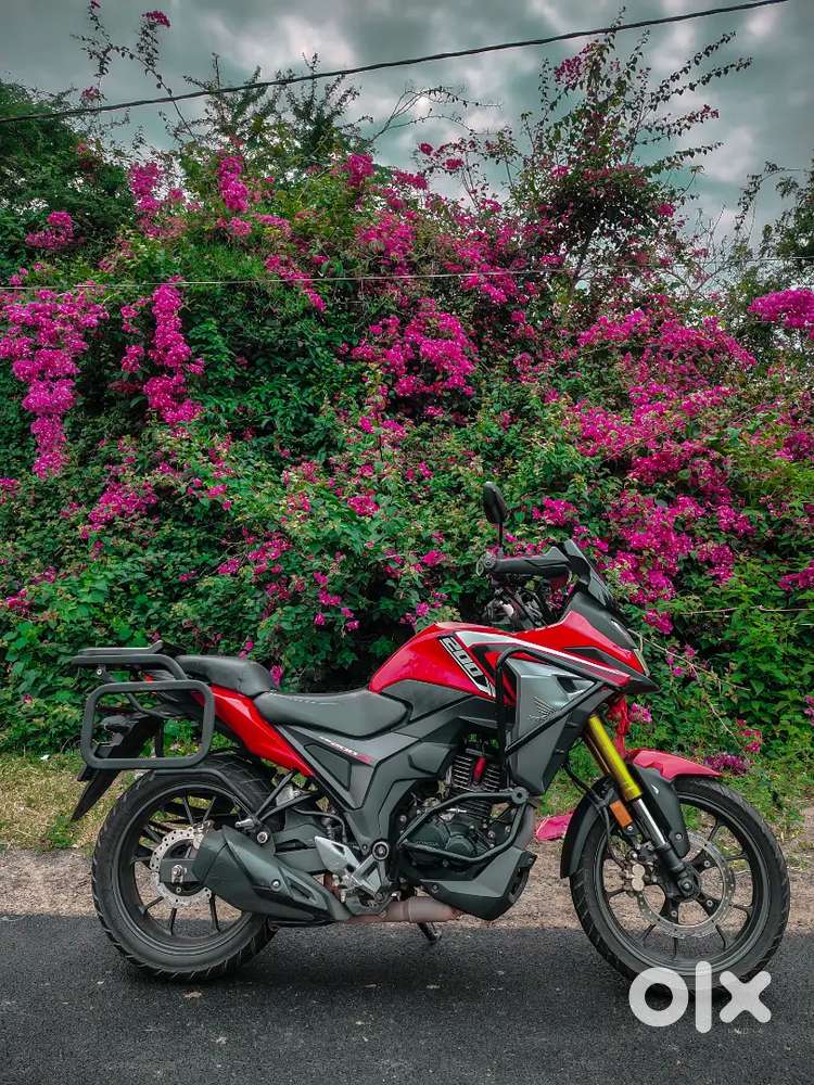 Honda cb200x , urgent sell