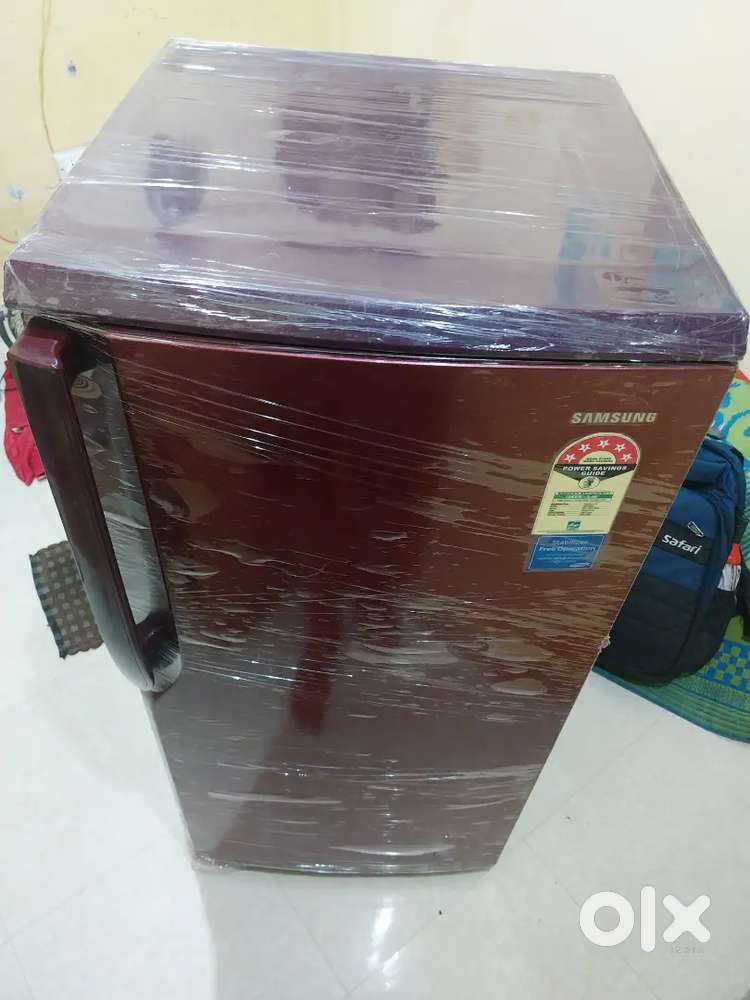 Diva west me room hai ek patner chahiye sath me rhne ke liye