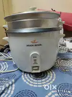Premium Black Decker 2.8L Electric Rice Cooker (Available immediately)