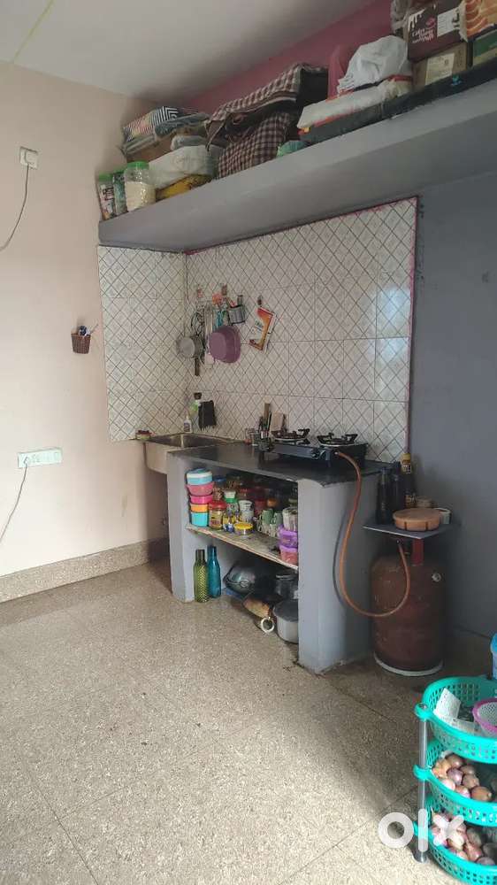 1 boys requirement to room