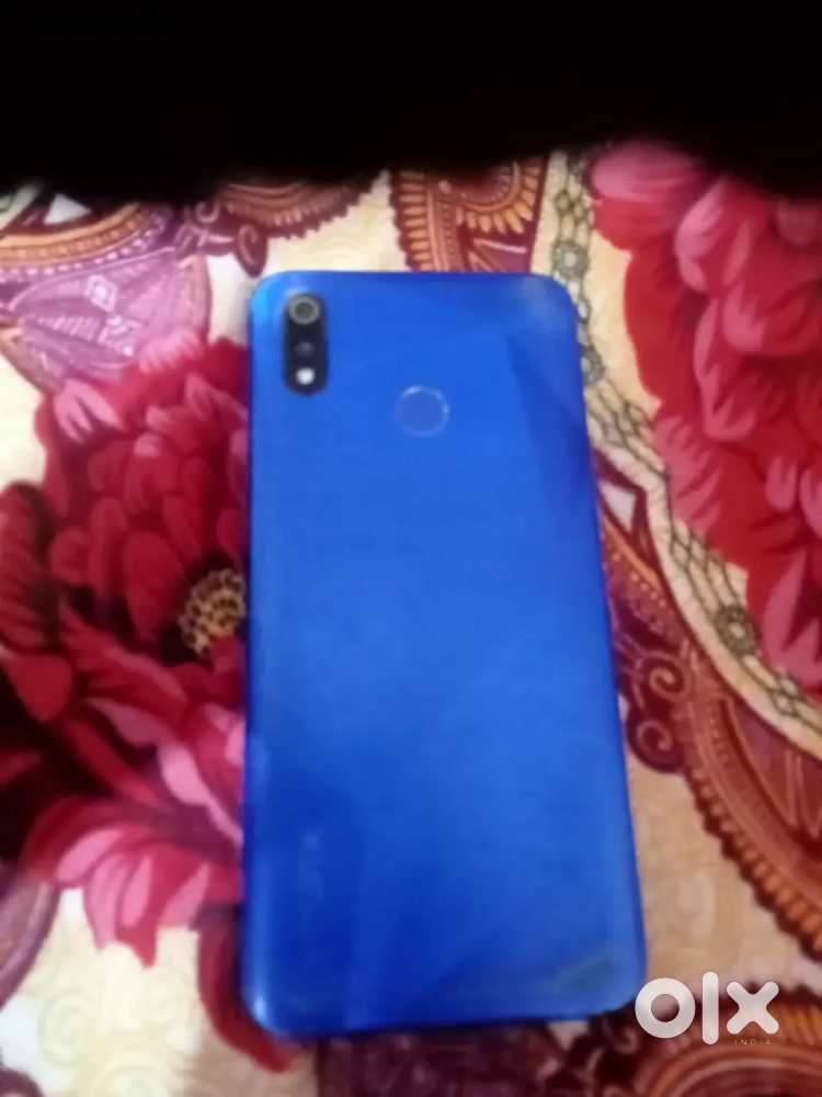 Realme phone hai folder kharab hai or battary blow ho gyi hai