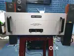 AUDIO RESEARCH V70.  STEREO POWER AMPLIFIER. HYBRID. USA.