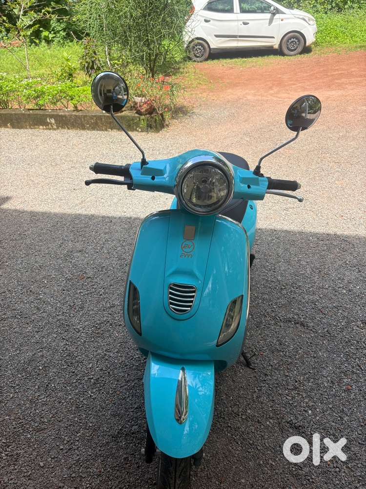 drive without helmet and license