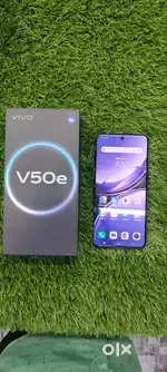 v50e(8/128) box kit brand new 1 week old