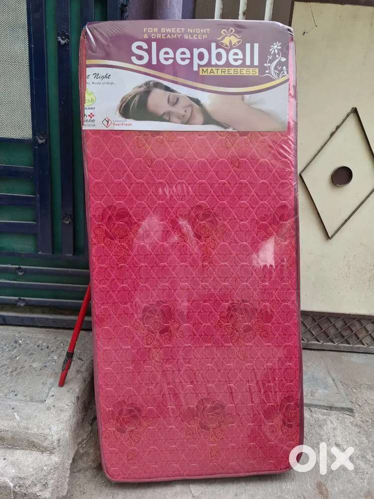 Maresss brand new in shop cheaply clearance comfortable good looking