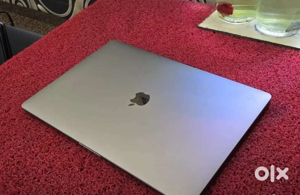 Macbook pro 16/1tb  all working condition