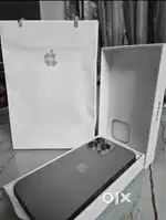 iPhone 15 pro 128gb titanium