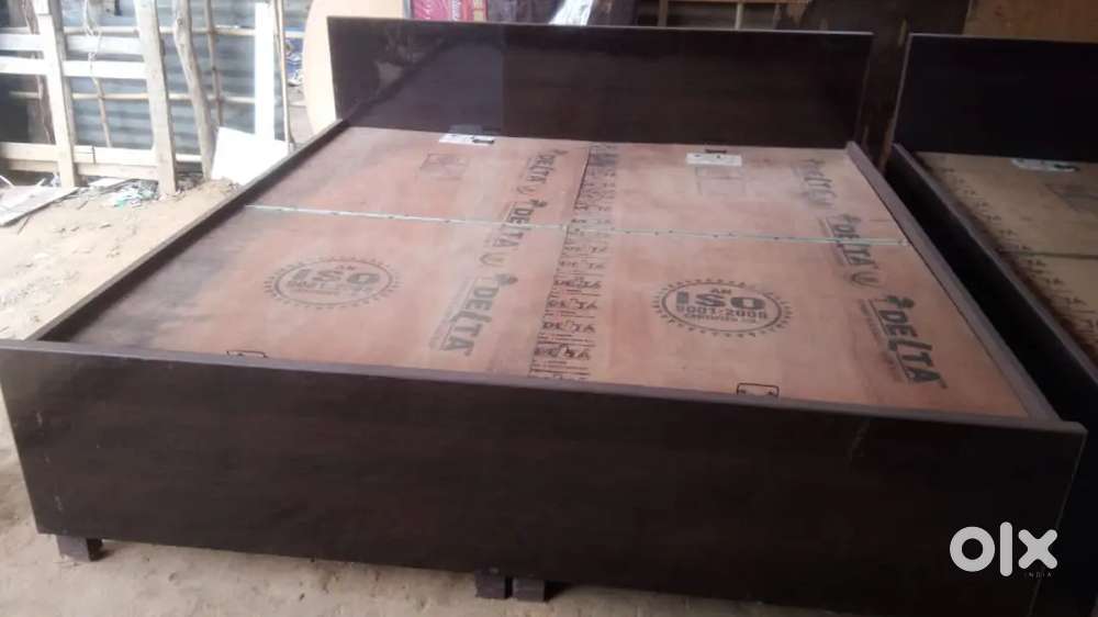 Free mattress with double bed with premium quality