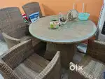 Dining table with 4 chair