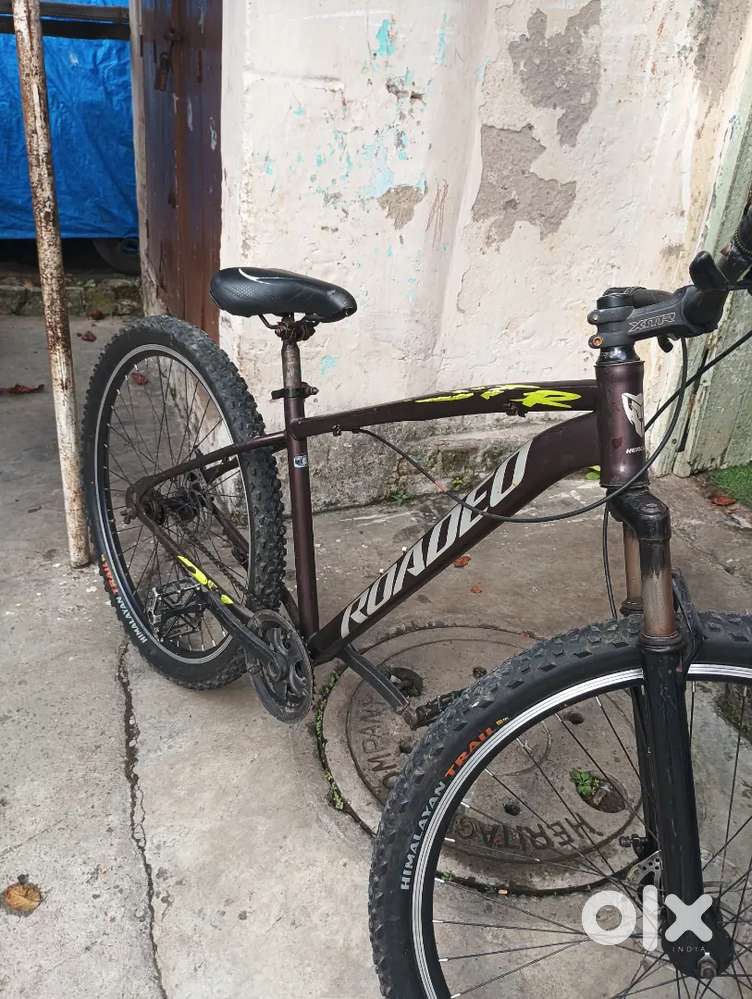 6 month old (helmet, camera, and cycle) only 12000