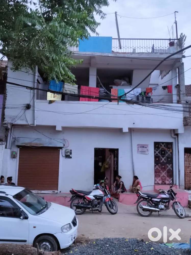 House with one small shop, price negotiable