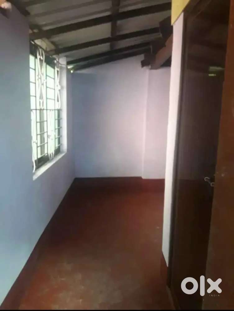 1BHK HOUSEVFOR RENT AVAILABLE IN SUTERPATE.BEST FOR BACHELOR .