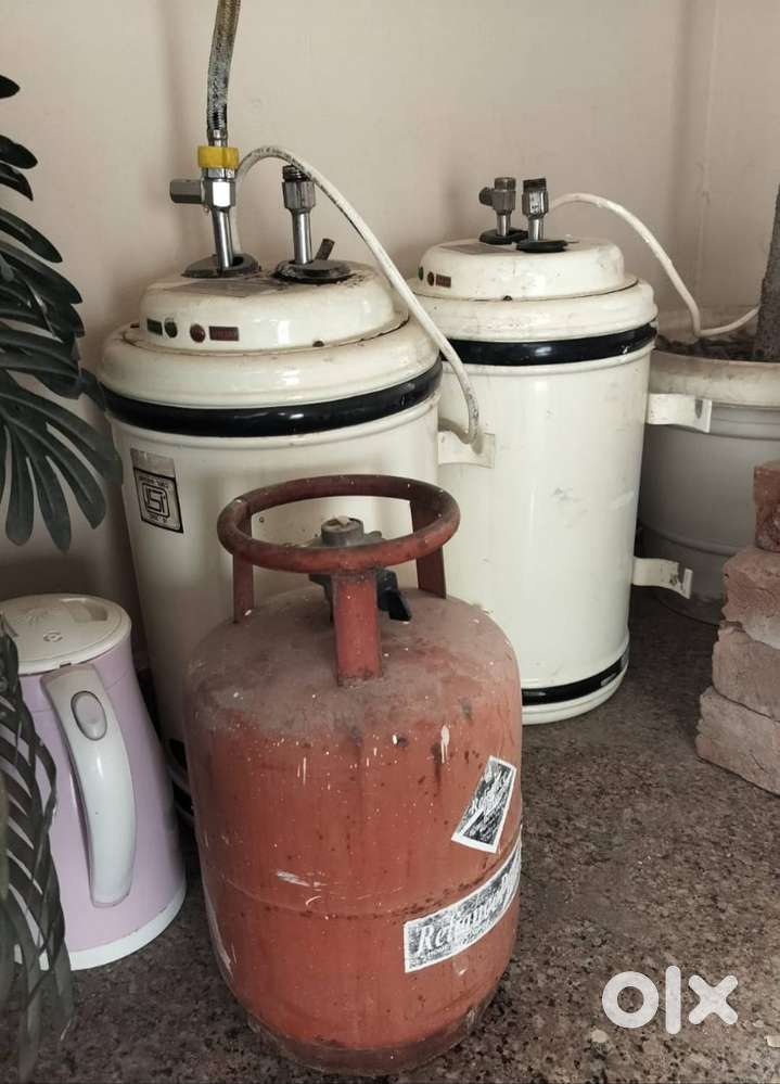 Sell geysers and small cylinder