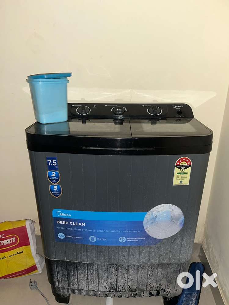 The washing machine used by Azim