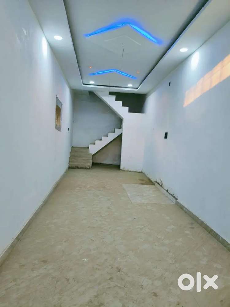 Rent  only For the Rs  7000 coaching hall and godam hall