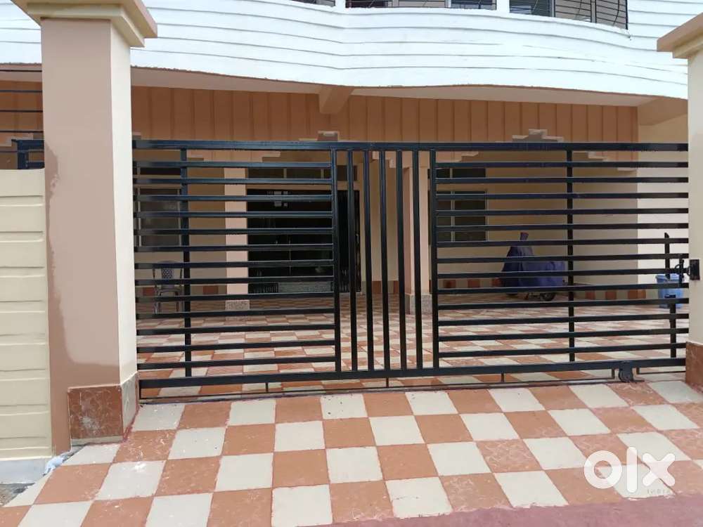 RASMI'S GIRLS PG, Pragjyotish Nagar, AEC Road, Jalukbari, Guwahati.