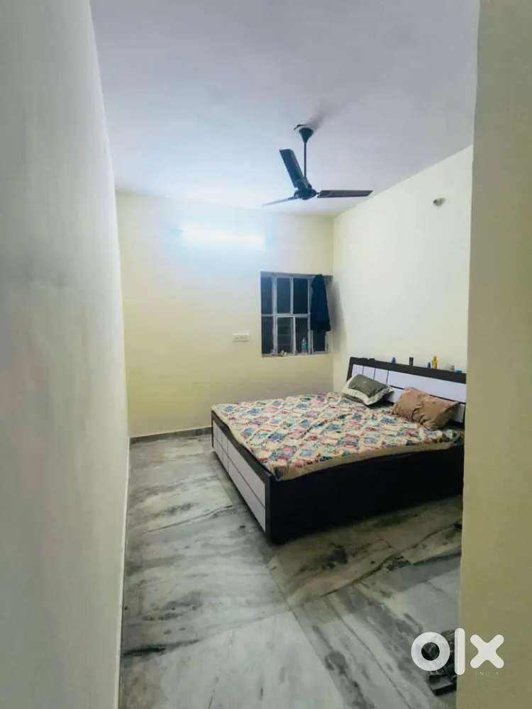 2 bhk furnished independent