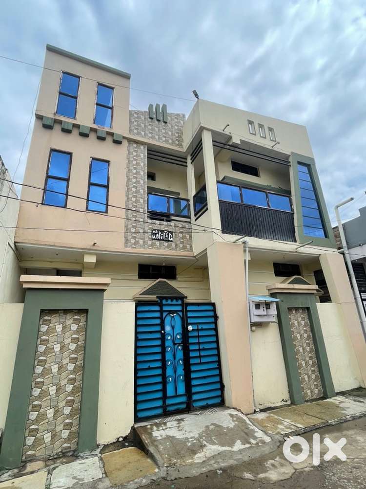 Ground floor,1 Hall 1 sitout 2 bedroom