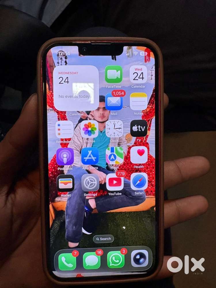I phone 13 90 battery