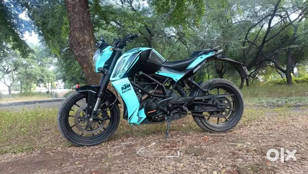 Selling my Duke 200 urgently