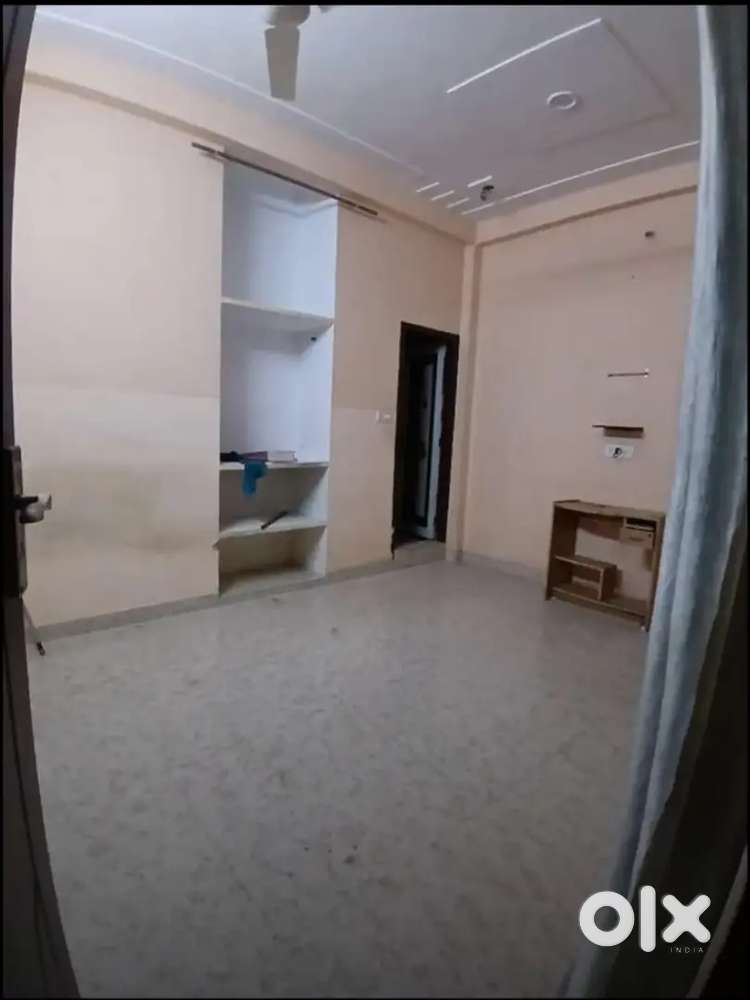 Room on rent