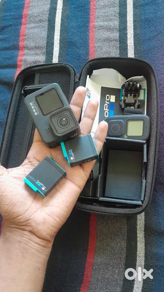 Go pro hero 9 black special bundle witb bill pack 2 battery