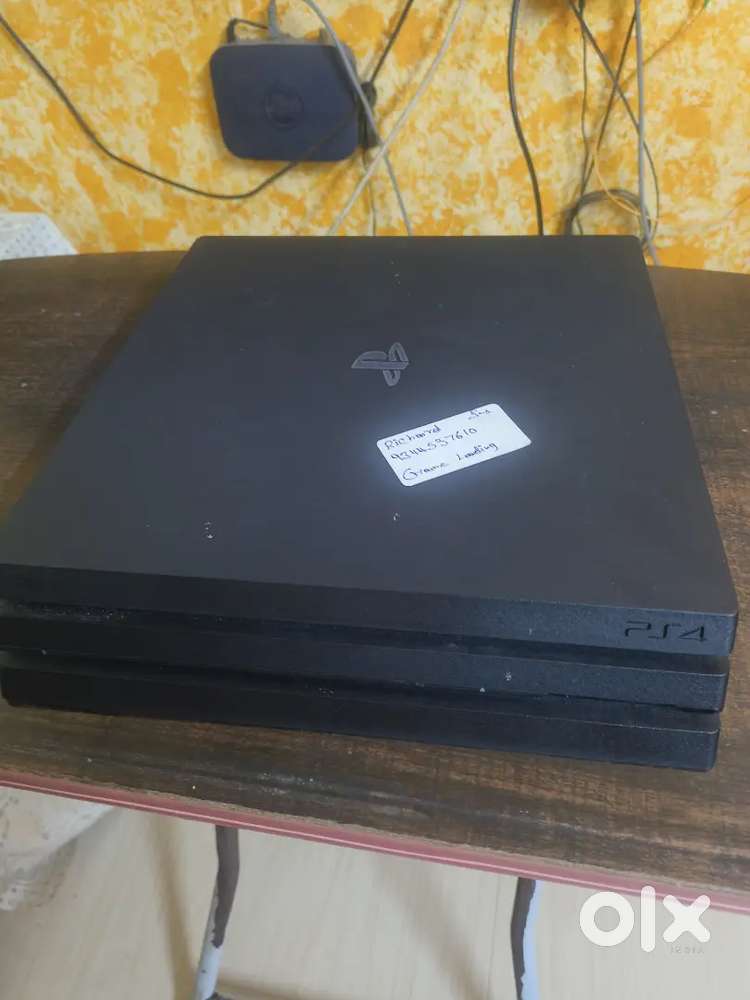 PS4 PRO just 3 month