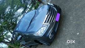 Toyota Innova 2012