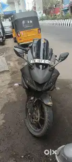 R15 v3 matte black