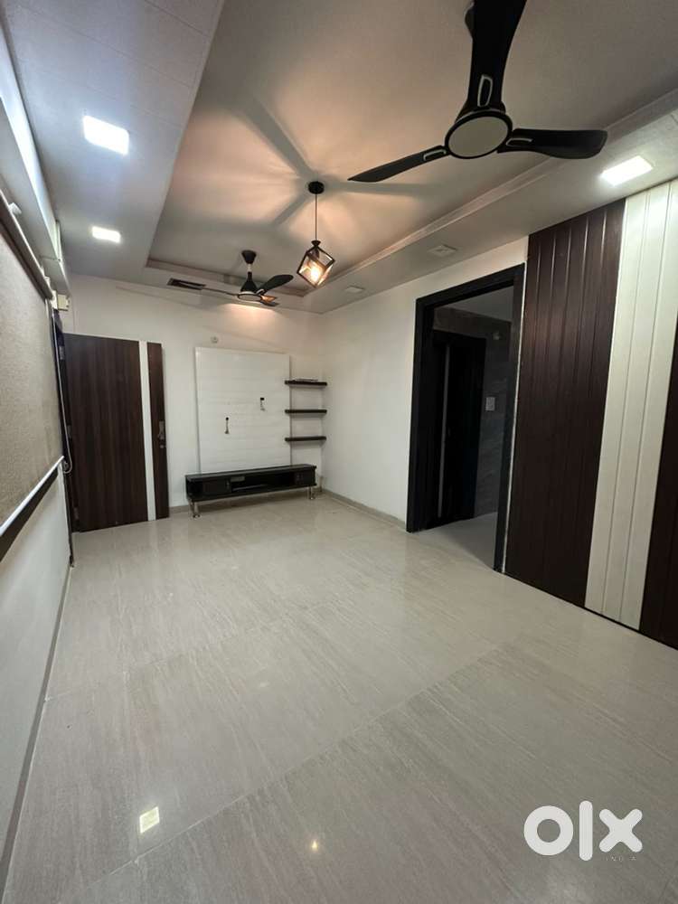 Well furnished and ready to move 2 bhk flat for sale