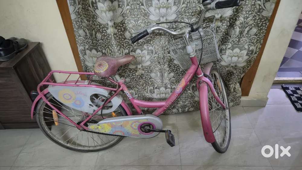 girls cycles