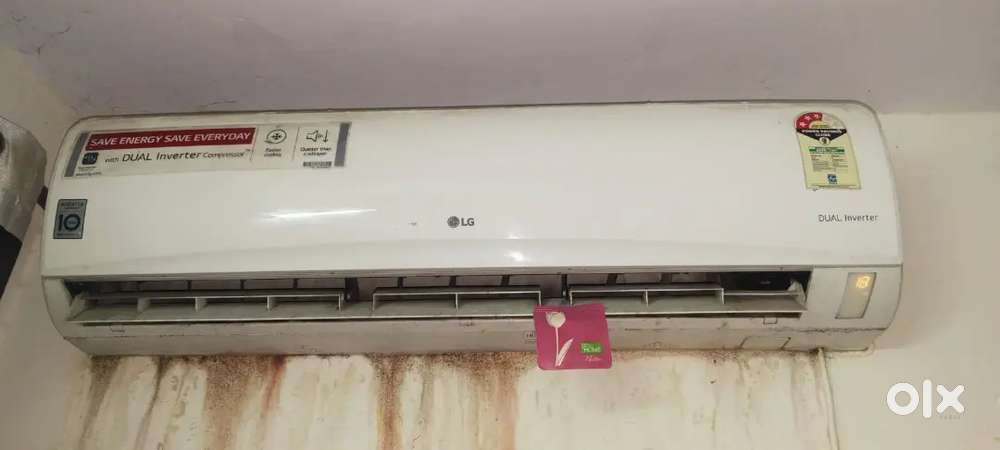1.5 ton ac in working condition LG dual inverter