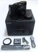 Mint Fujifilm X Series X100VI 40.2MP Compact Camera Black  900 Shots