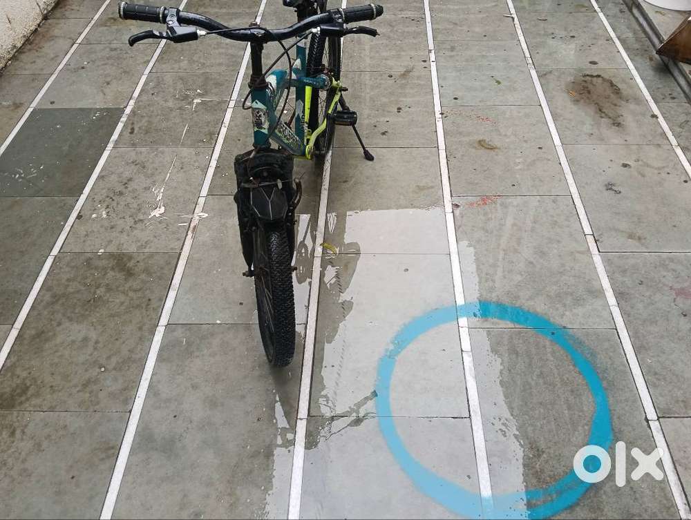 Hero sprint is the model name and completed 3.5  years