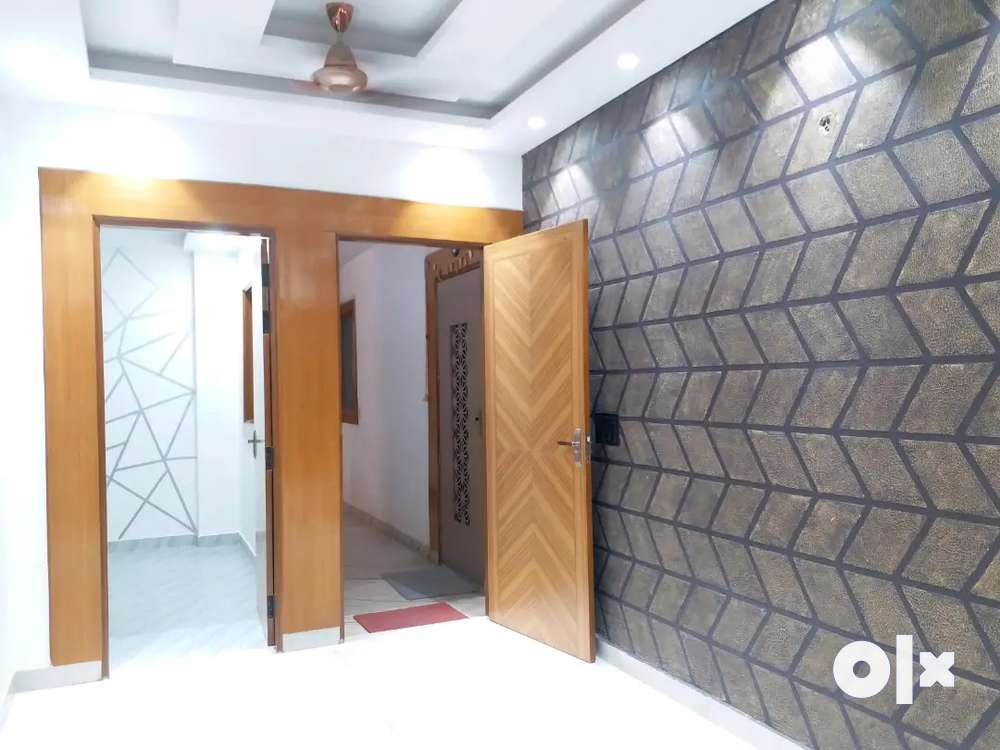 3Bhk builder floor with3 washroom in Vasundhara