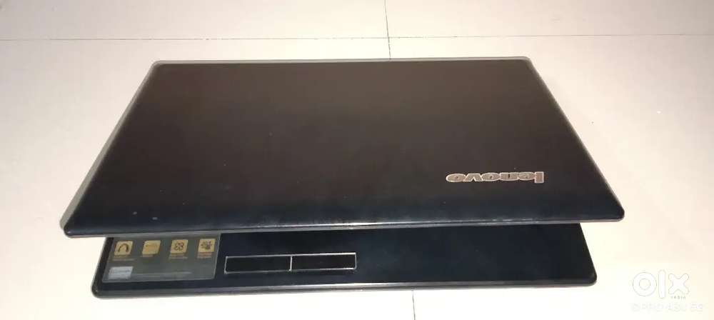 Lenovo E40-80 Intel Core I5 5thGen HD Display Laptop Windows 10- 4 GB