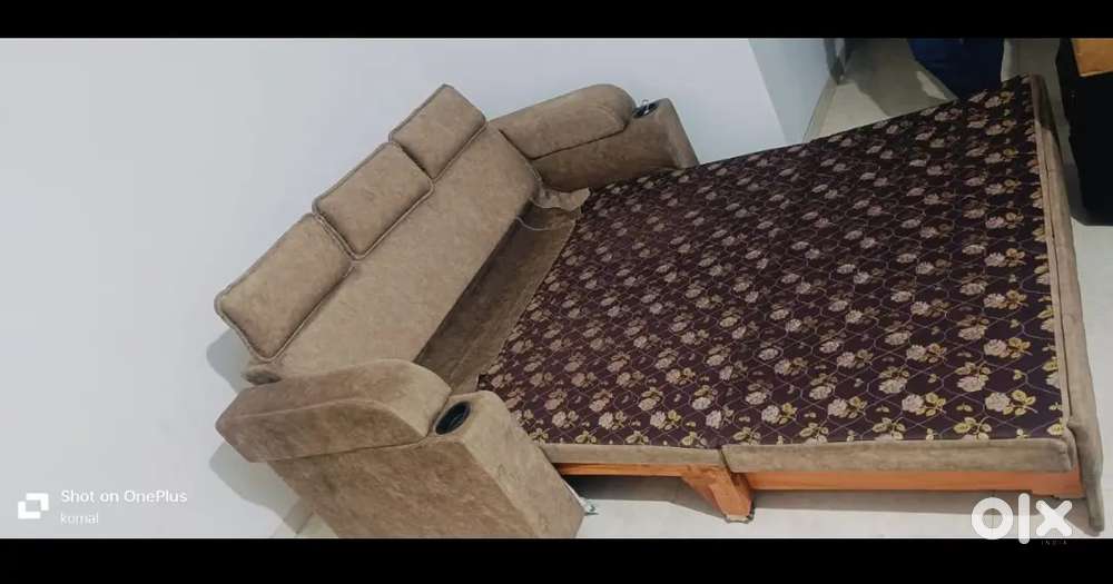 6*6 sofa come bed