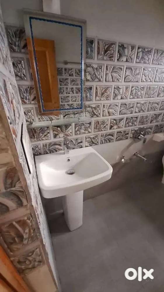 2bhk Flat for Rent Main Road Barzulla Bridge