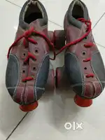 Skating shoes with helmet
