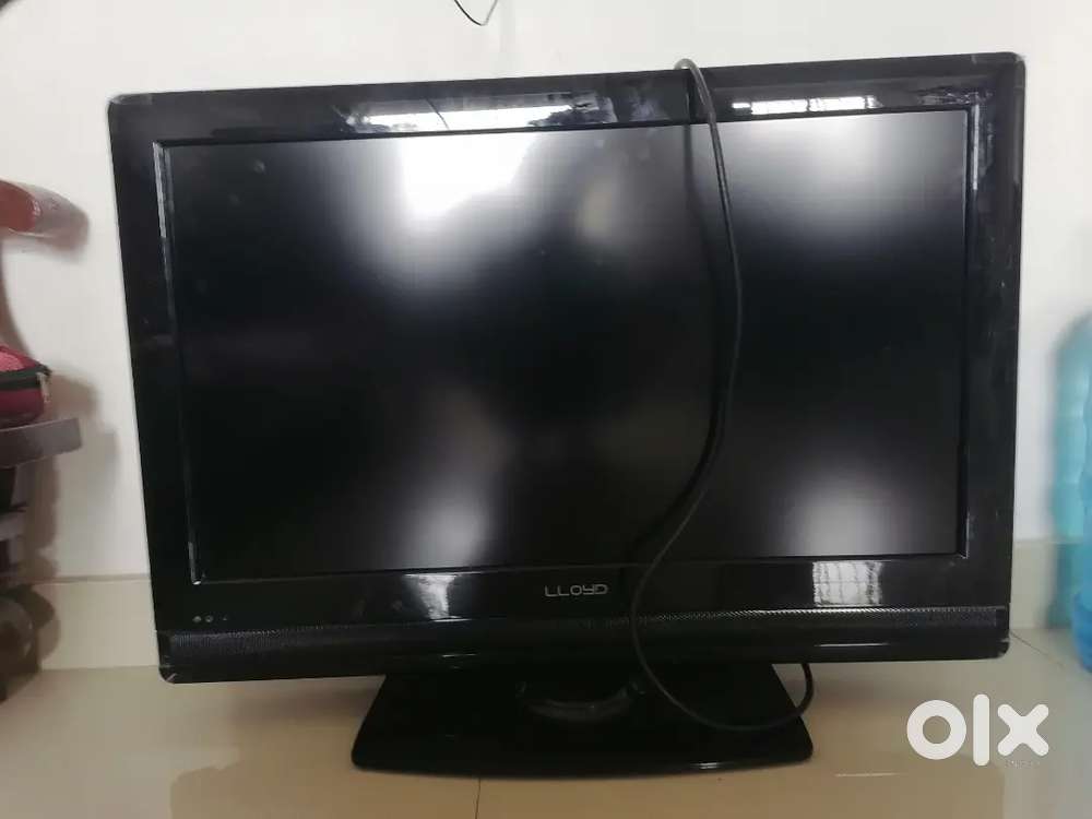 LLOYD LCD TV