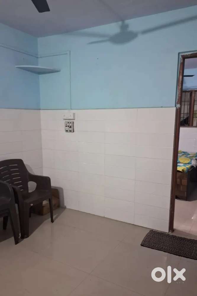 Male Room Partner Required